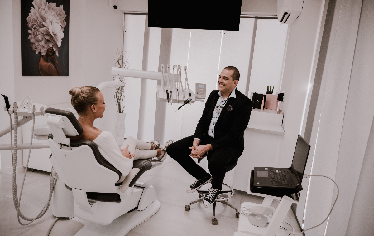 Dr Sofien Riahi — dentist and dental surgeon